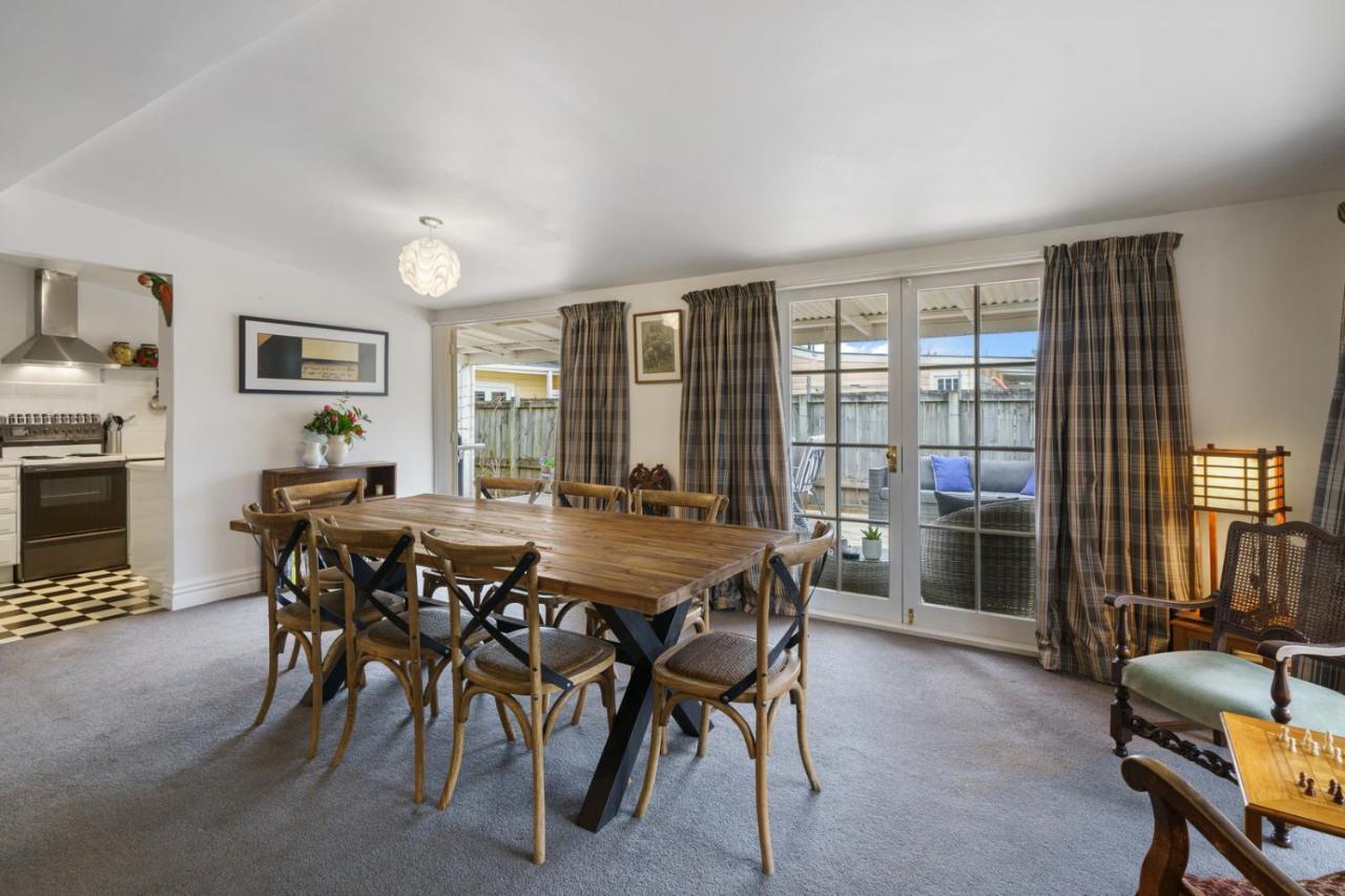 Pendreigh Cottage - Martinborough Holiday Home Bagian luar foto
